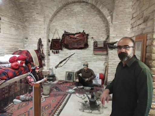 عکس موزه باستان شناسی و مردم شناسی  فلک الافلاک