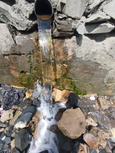 عکس چشمه قلقلی زشک