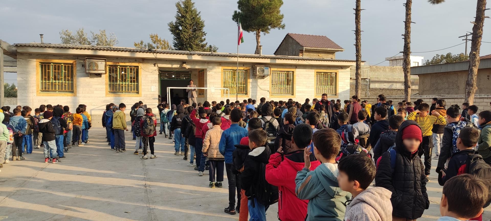 عکس دبستان لقمان حکیم ۲ پسرانه روستای پلی حاجی