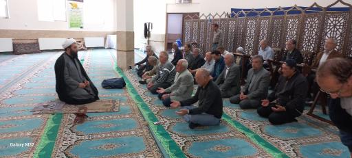 عکس مصلای لاله