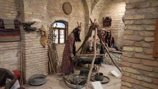 عکس موزه باستان شناسی و مردم شناسی  فلک الافلاک