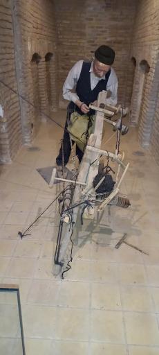 عکس موزه باستان شناسی و مردم شناسی  فلک الافلاک