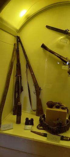 عکس موزه باستان شناسی و مردم شناسی  فلک الافلاک