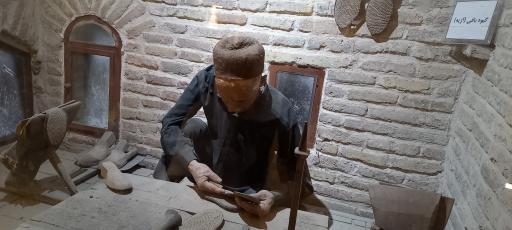 عکس موزه باستان شناسی و مردم شناسی  فلک الافلاک