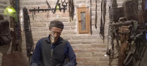 عکس موزه باستان شناسی و مردم شناسی  فلک الافلاک