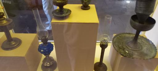 عکس موزه باستان شناسی و مردم شناسی  فلک الافلاک