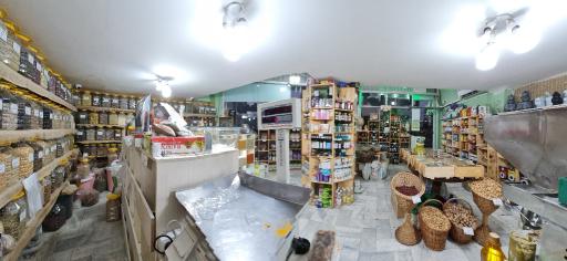 عکس عطاری و هایپر ارگانیک حال خوب