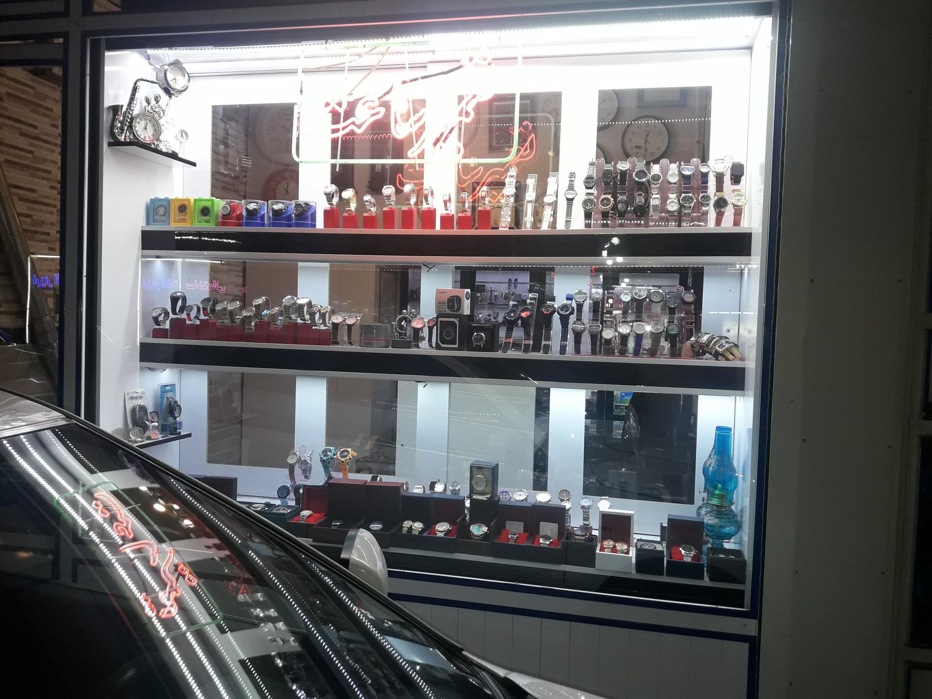 عکس گالری ساعت جنت دوست