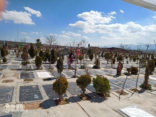 عکس دارالسلام آرامستان عمومی بروجرد