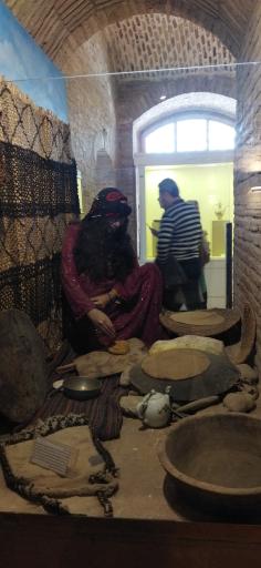 عکس موزه باستان شناسی و مردم شناسی  فلک الافلاک