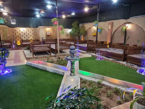 عکس باغ رستوران یکتا