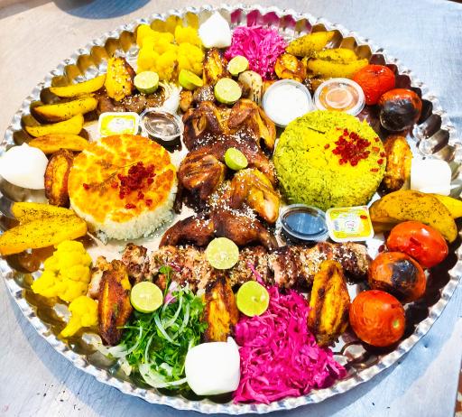 عکس باغ رستوران یکتا