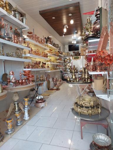 عکس پخش صنایع دستی مس و برنج آرشام