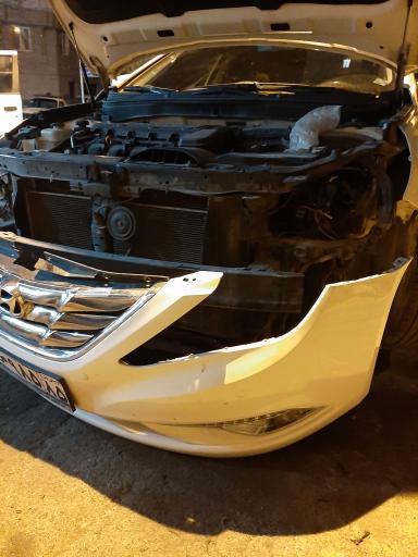 عکس تعمیرگاه تخصصی و لوازم یدکی مدیران خودرو یوسفی