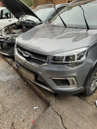 عکس تعمیرگاه تخصصی و لوازم یدکی مدیران خودرو یوسفی