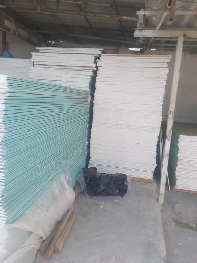 عکس انبار پخش کناف تنکابن