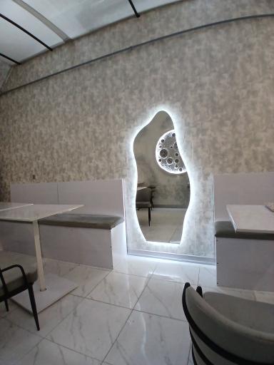 عکس کافه لاوندر
