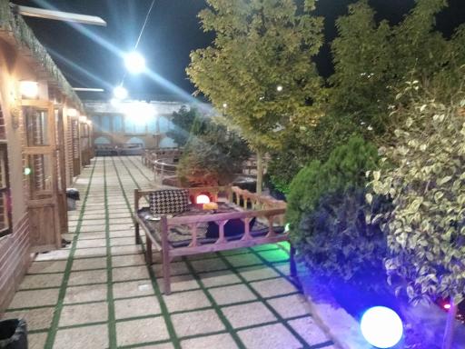 عکس سرای سنتی عیاران