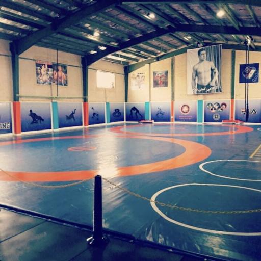 عکس آکادمی کشتی کوه فلاح