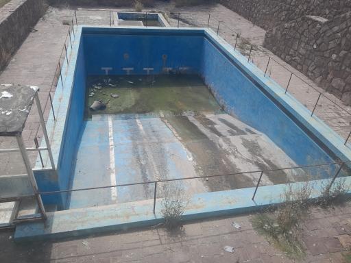 عکس هتل جهانگردی دیزین