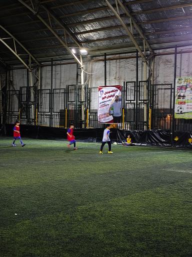 عکس باشگاه و مدرسه فوتبال ایرانیان البرز