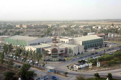 عکس سالن سینما و استخر مجموعه اندیشه