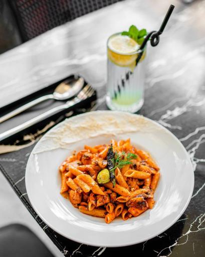 عکس کافه رستوران ویولت