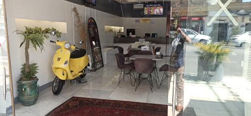 عکس رستوران و بیرون بر جهان نما