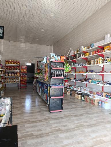 عکس سوپر مارکت رهگذر 