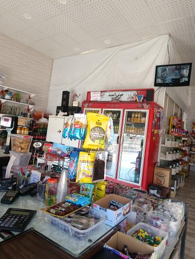 عکس سوپر مارکت رهگذر 