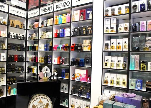 عکس فروشگاه عطر سحر