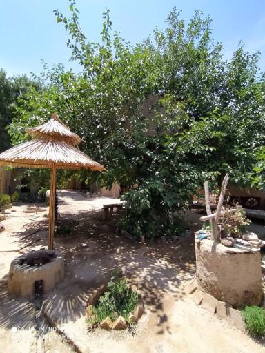 عکس بوم گردی عمارت تاریخی قلعه ی خواجه