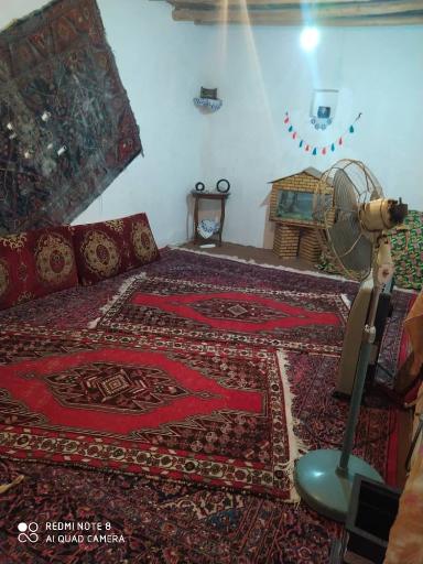 عکس بوم گردی عمارت تاریخی قلعه ی خواجه