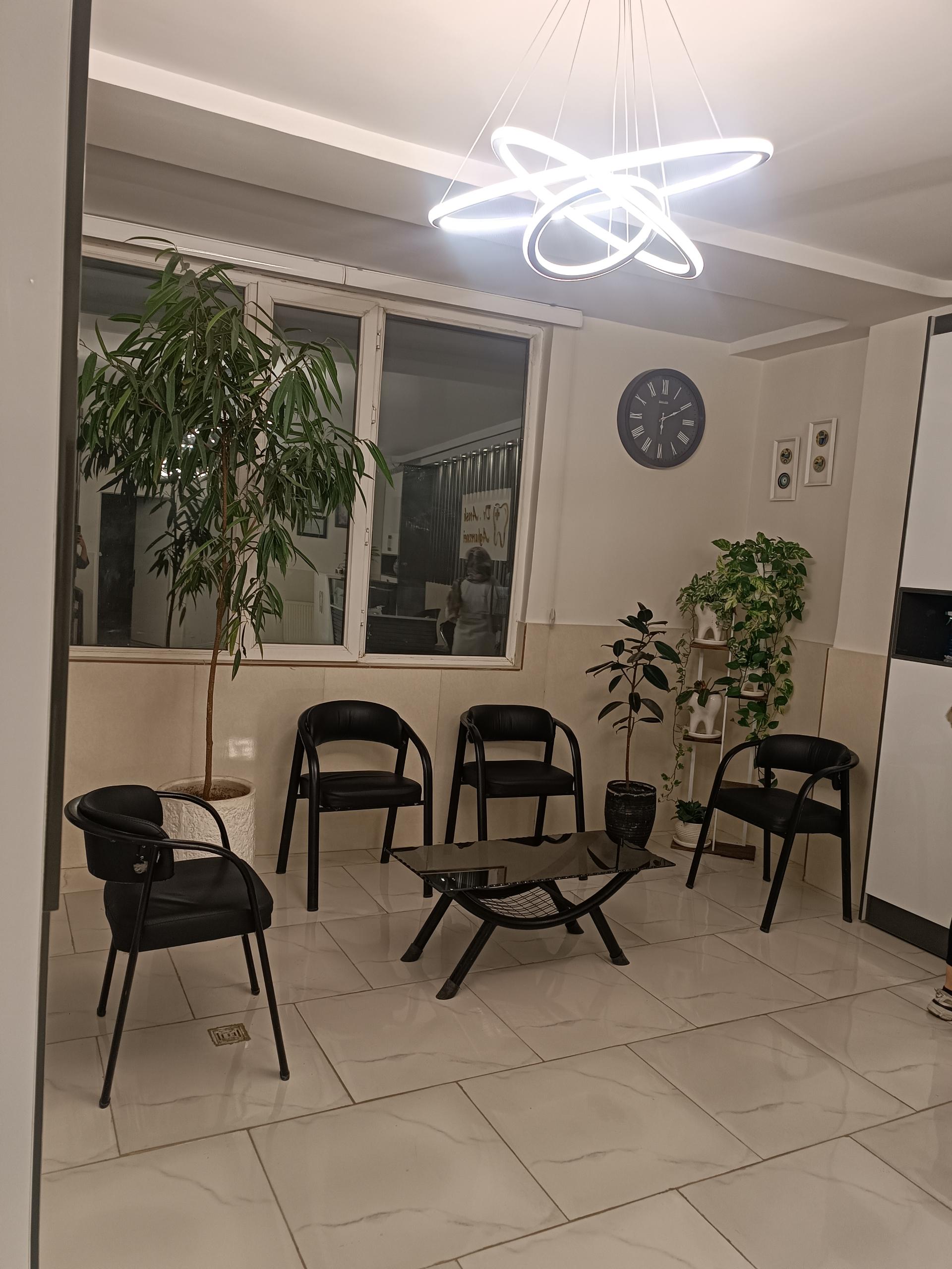 عکس دندانپزشکی دکتر آرش