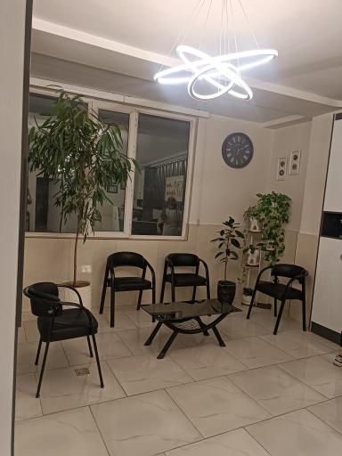 عکس دندانپزشکی دکتر آرش