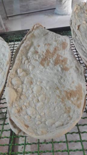 عکس نان سنتی خراسانی(محلی کاشمر)