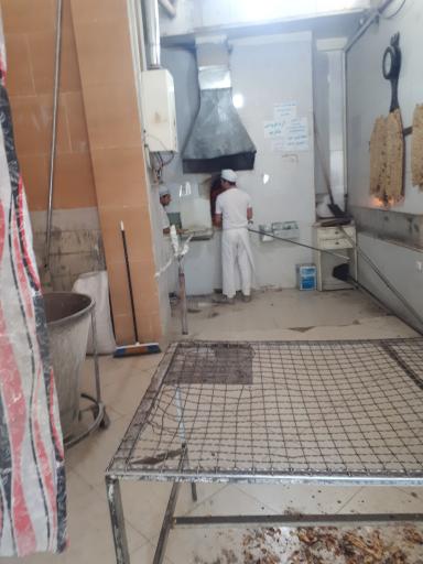 عکس نانوایی سنگکی