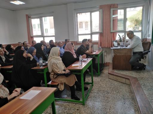 عکس دبیرستان مهدیون دوره دوم