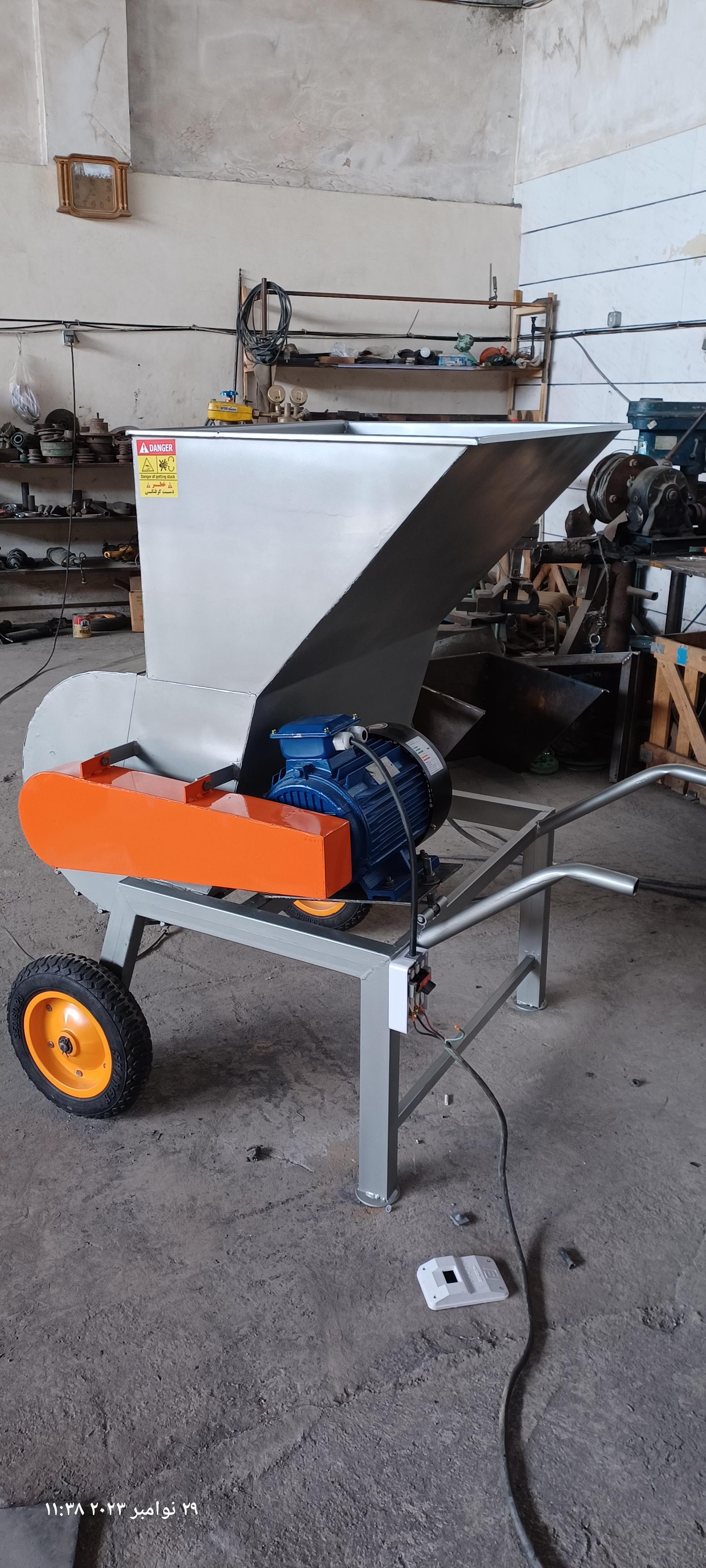 عکس ماشین سازی گسترش صنعت بهارلو