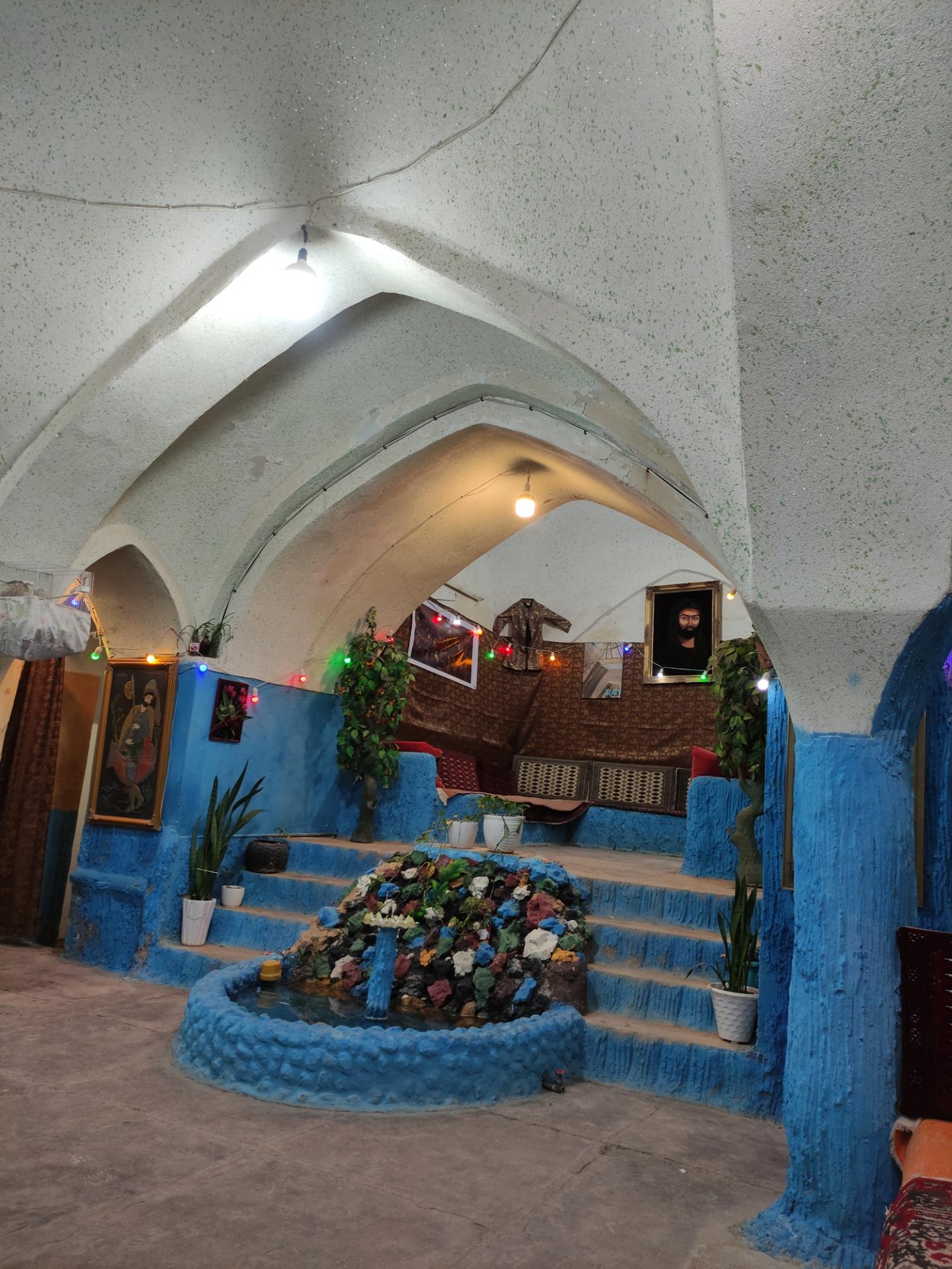 عکس سفره خانه سنتی دایی