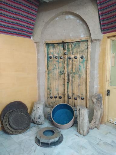 عکس رستوران سنتی بختیاری