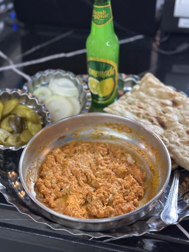 عکس کافه صبحانه دایی وحید