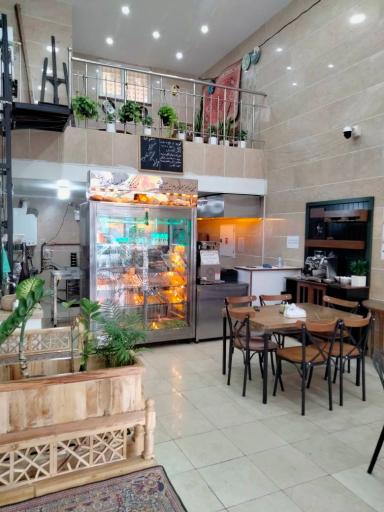 عکس کافه کباب برکه