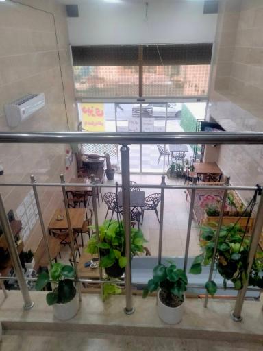 عکس کافه کباب برکه