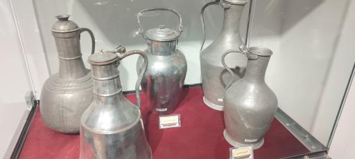 عکس عمارت و موزه دارایی