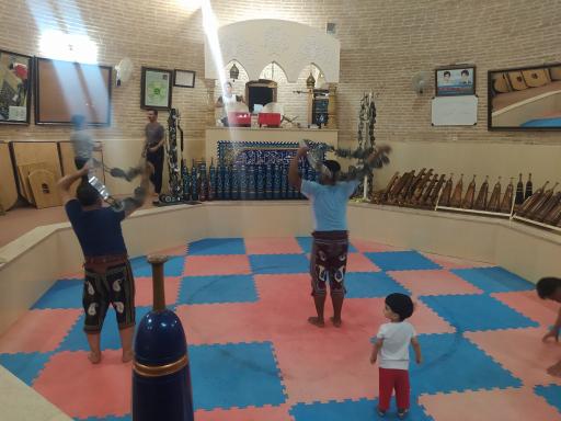 عکس زورخانه فدک