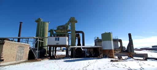 عکس کارخانه اسفالت شهرداری بروجن