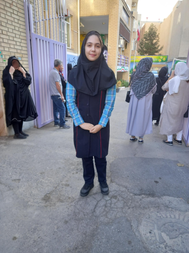 عکس دبیرستان دوره اول دخترانه فرزانگان ۳