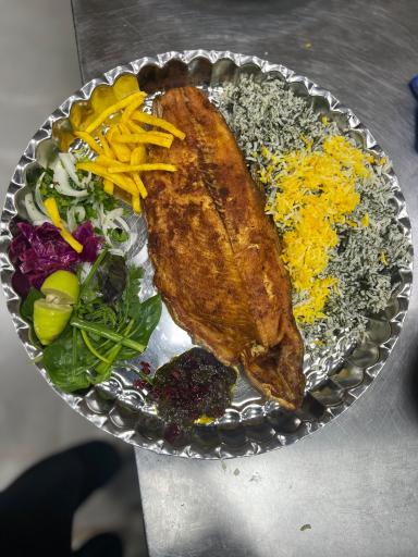 عکس رستوران ضامن آهو