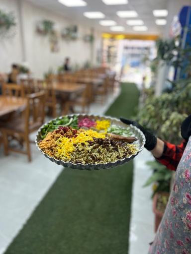 عکس رستوران ضامن آهو